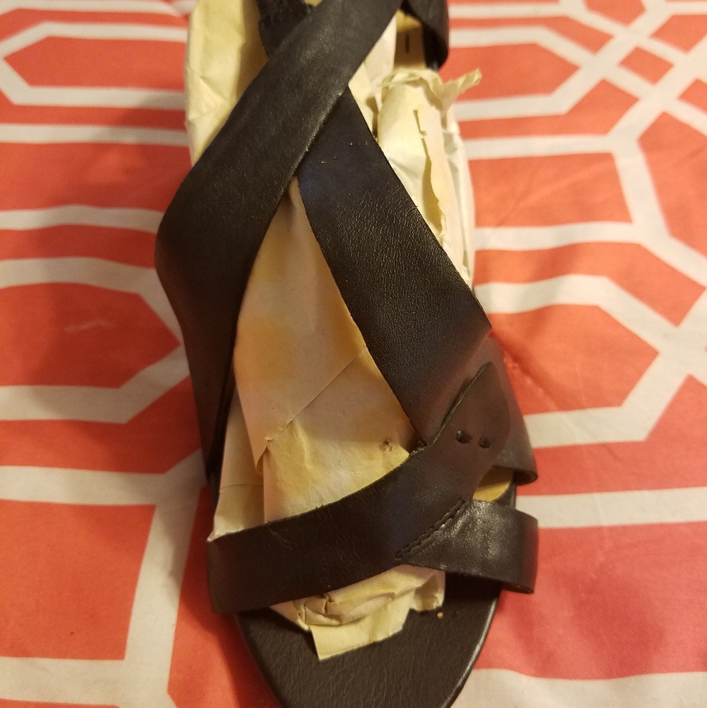 NINE WEST BRAND NEW! JUST ARRIVED - Picture 5 of 5